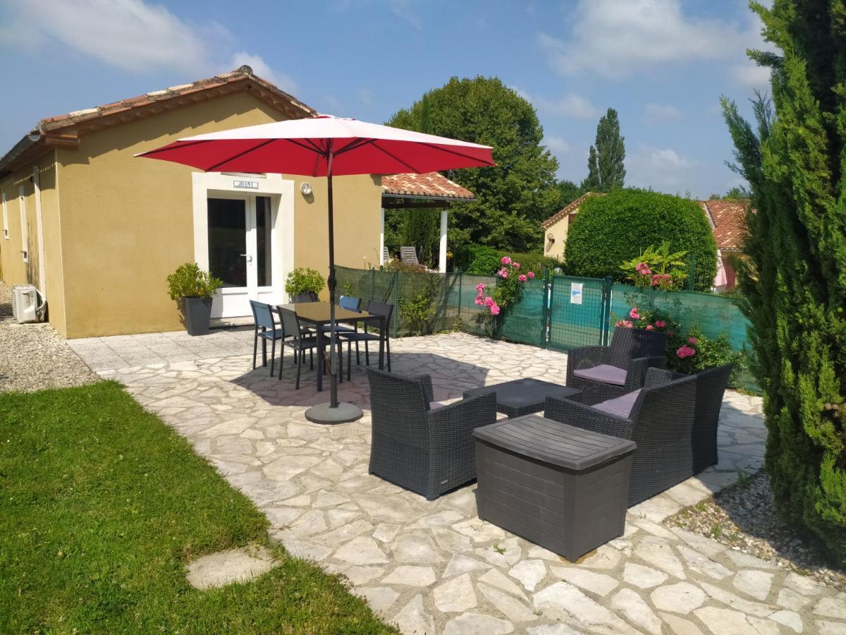 Gites La Bakenia Villeneuve-sur-Lot Exterior photo