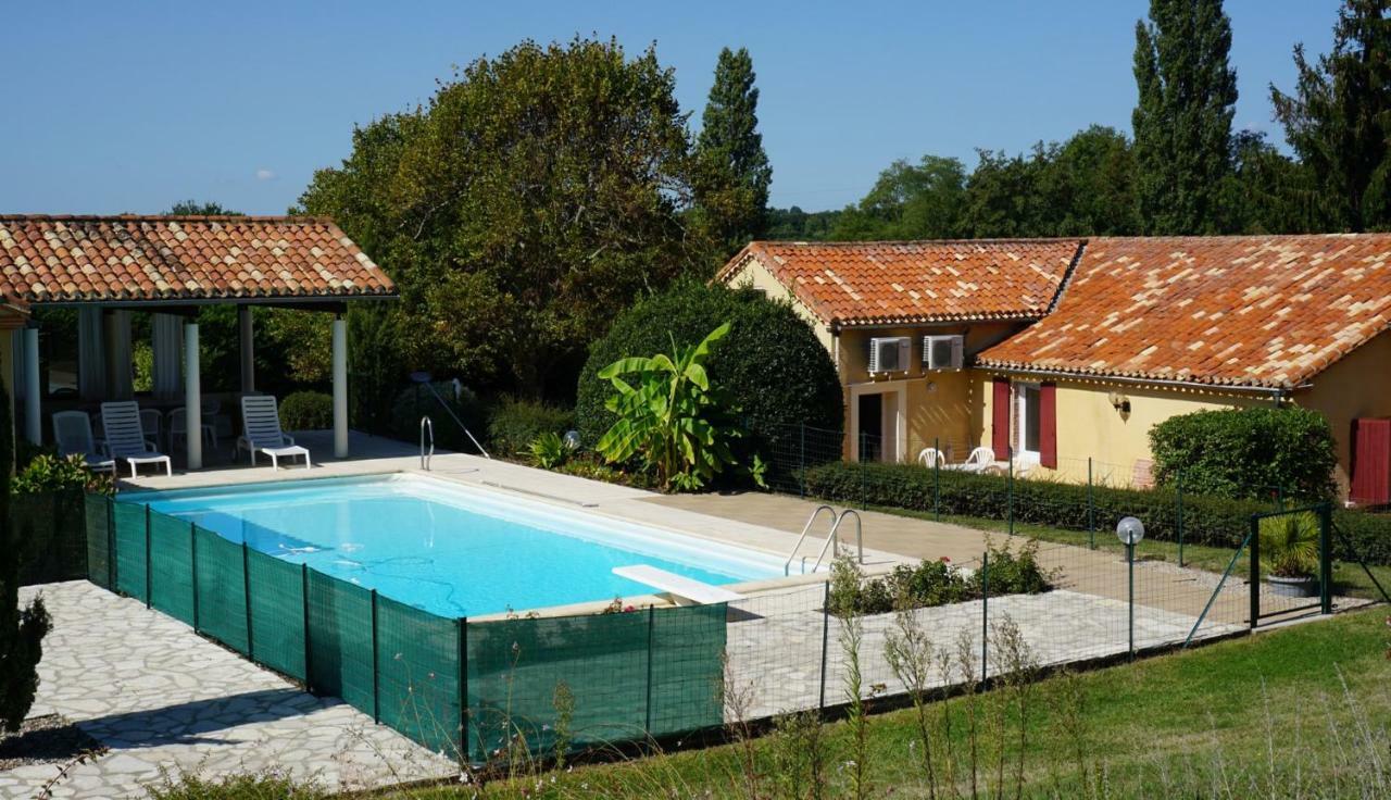 Gites La Bakenia Villeneuve-sur-Lot Exterior photo