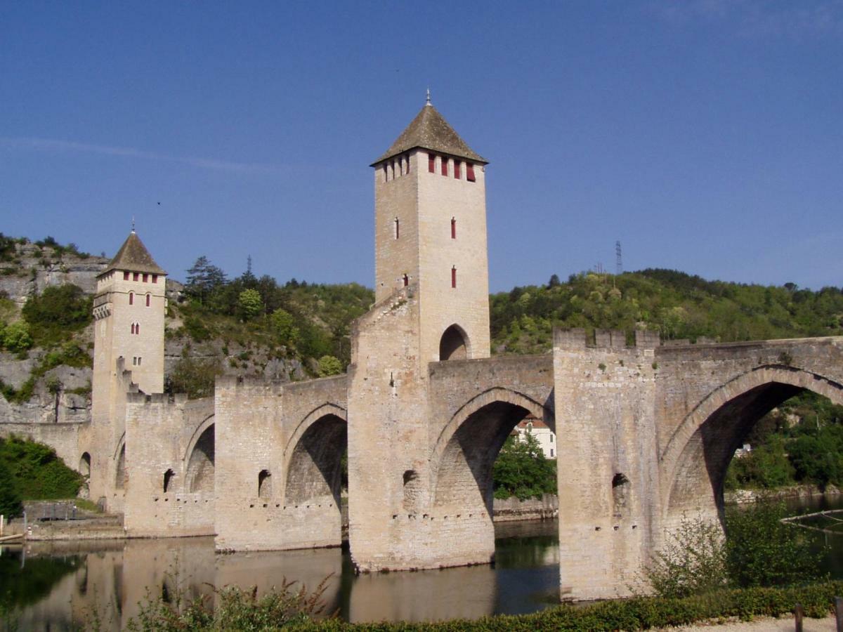 Gites La Bakenia Villeneuve-sur-Lot Exterior photo